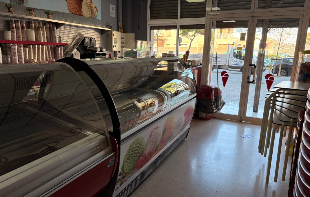 Traspaso - Bar-Cafeteria -
Sant Boi de Llobregat - La Montayeta