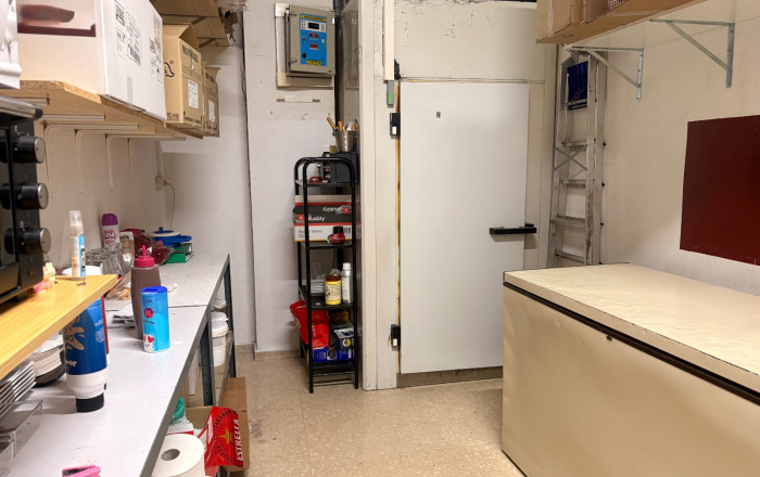 Traspaso - Bar-Cafeteria -
Sant Boi de Llobregat - La Montayeta