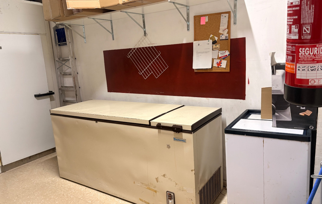 Traspaso - Bar-Cafeteria -
Sant Boi de Llobregat - La Montayeta