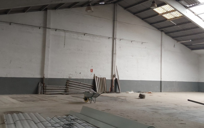 Alquiler - Naves y solares -
Sabadell