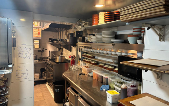 Traspaso - Bar Restaurante -
Barcelona - Eixample Derecho