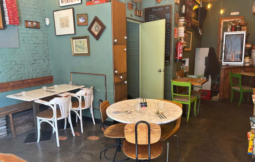 Traspaso - Bar Restaurante -
Barcelona - Eixample Derecho