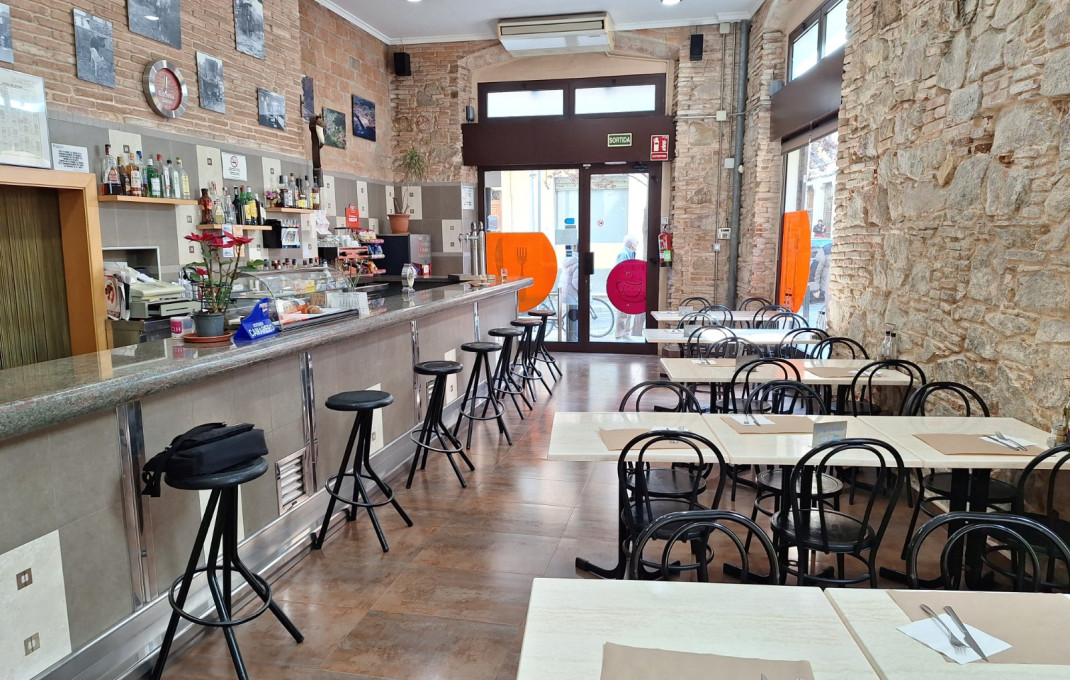 Traspaso - Bar Restaurante -
Barcelona - Poble Sec-montjuïc
