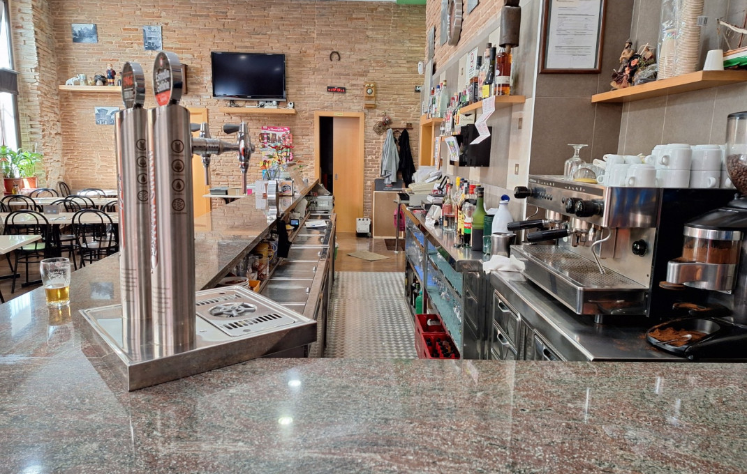 Traspaso - Bar Restaurante -
Barcelona - Poble Sec-montjuïc