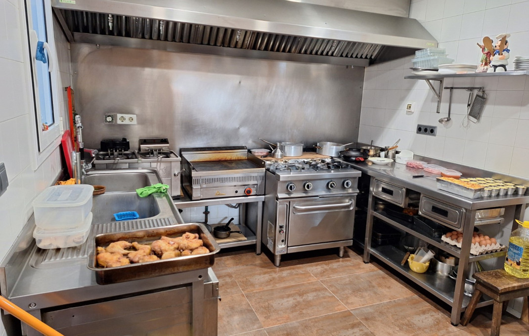 Traspaso - Bar Restaurante -
Barcelona - Poble Sec-montjuïc