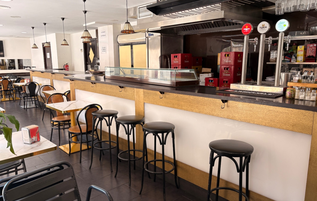 Traspaso - Bar Restaurante -
Rubí