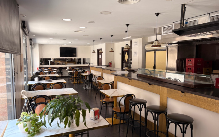 Traspaso - Bar Restaurante -
Rubí