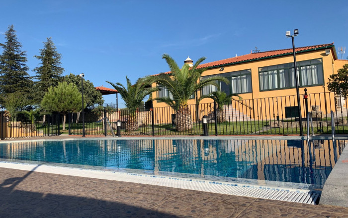 Venta - Casa Rural -
Cáceres