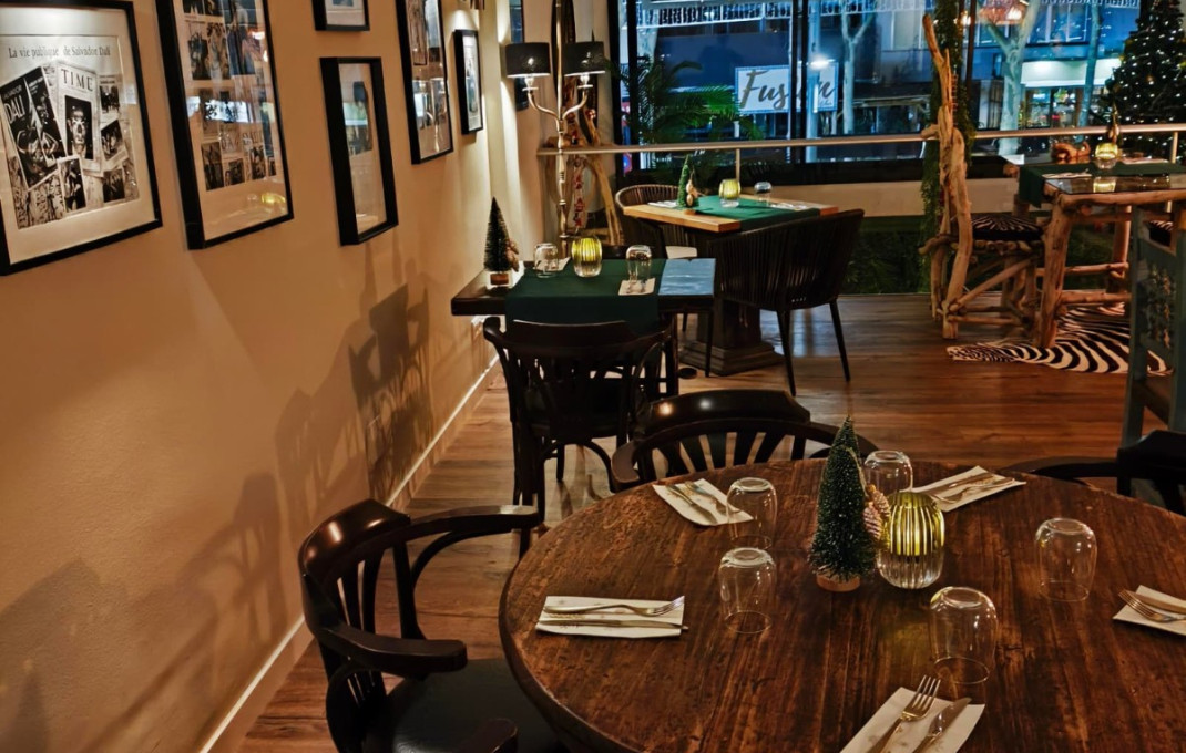 Traspaso - Restaurante -
Platja d'Aro