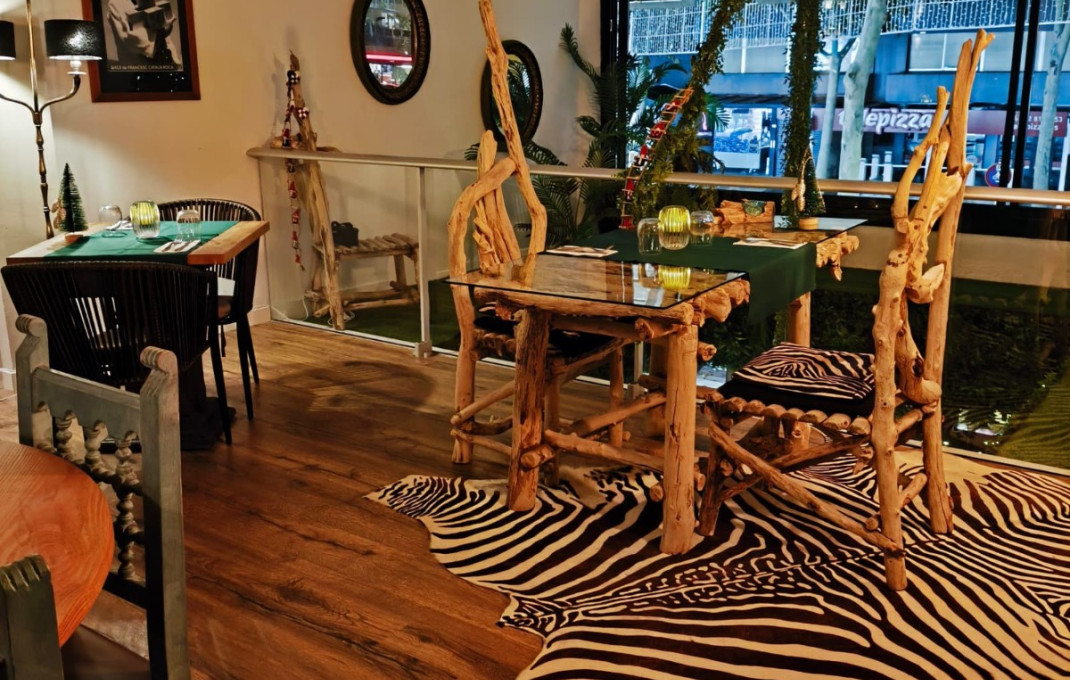 Traspaso - Restaurante -
Platja d'Aro