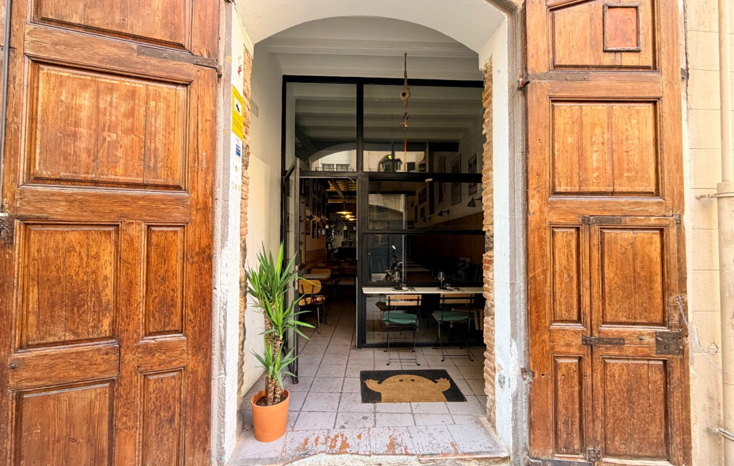 Traspaso - Restaurante -
Barcelona - Gràcia