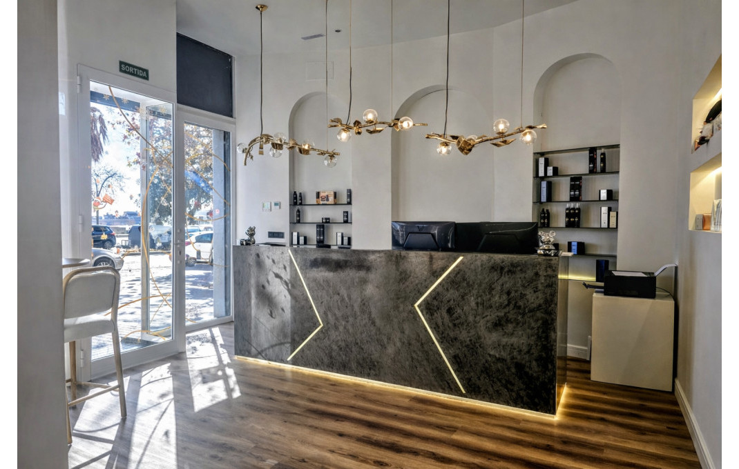 Traspaso - Peluquerias y Estetica -
Mataró