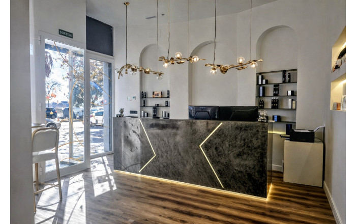 Traspaso - Peluquerias y Estetica -
Mataró