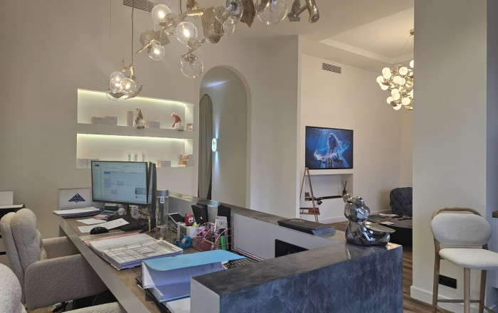 Traspaso - Peluquerias y Estetica -
Mataró