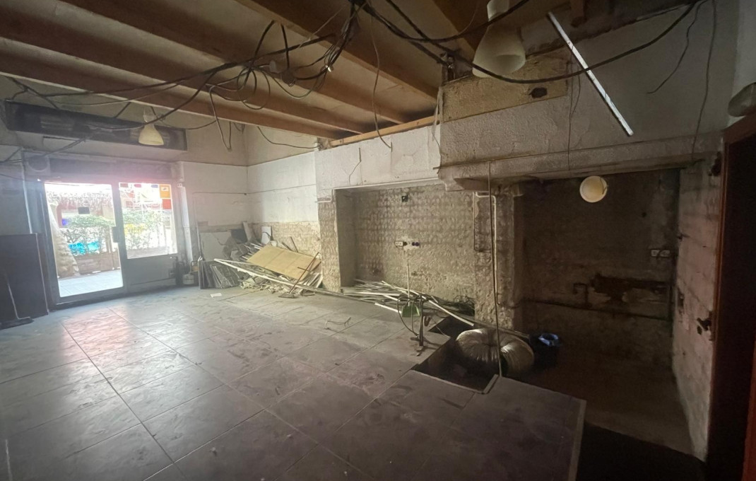 Traspaso - Bar Restaurante -
Barcelona - Gràcia