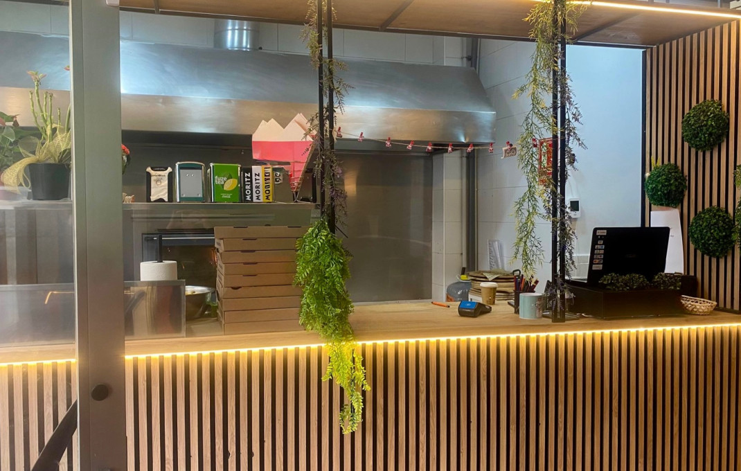 Traspaso - Restaurante -
Barcelona - Sant Andreu