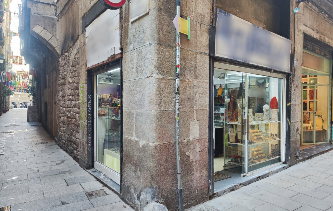 Traspaso - Tiendas -
Barcelona - Borne-centro