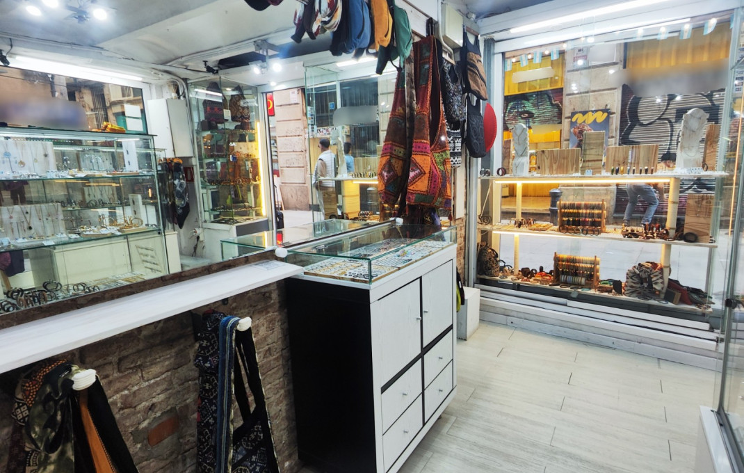 Traspaso - Tiendas -
Barcelona - Borne-centro