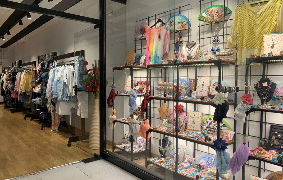 Traspaso - Tiendas -
Barcelona - Sant Adriá Del Besos