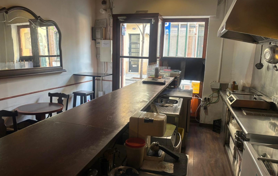 Traspaso - Bar Restaurante -
Barcelona - Sants