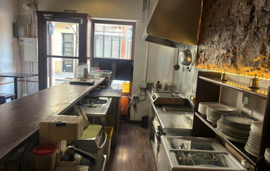 Traspaso - Bar Restaurante -
Barcelona - Sants