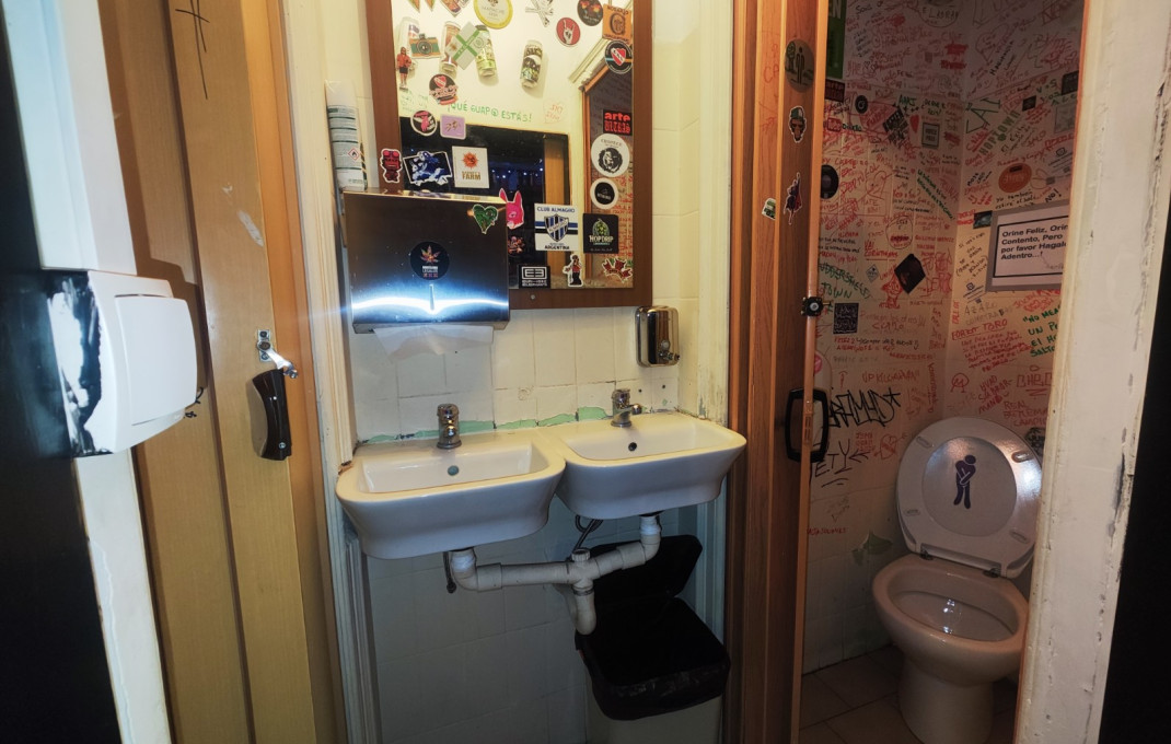 Traspaso - Licencia C2 -
Barcelona - Eixample Derecho