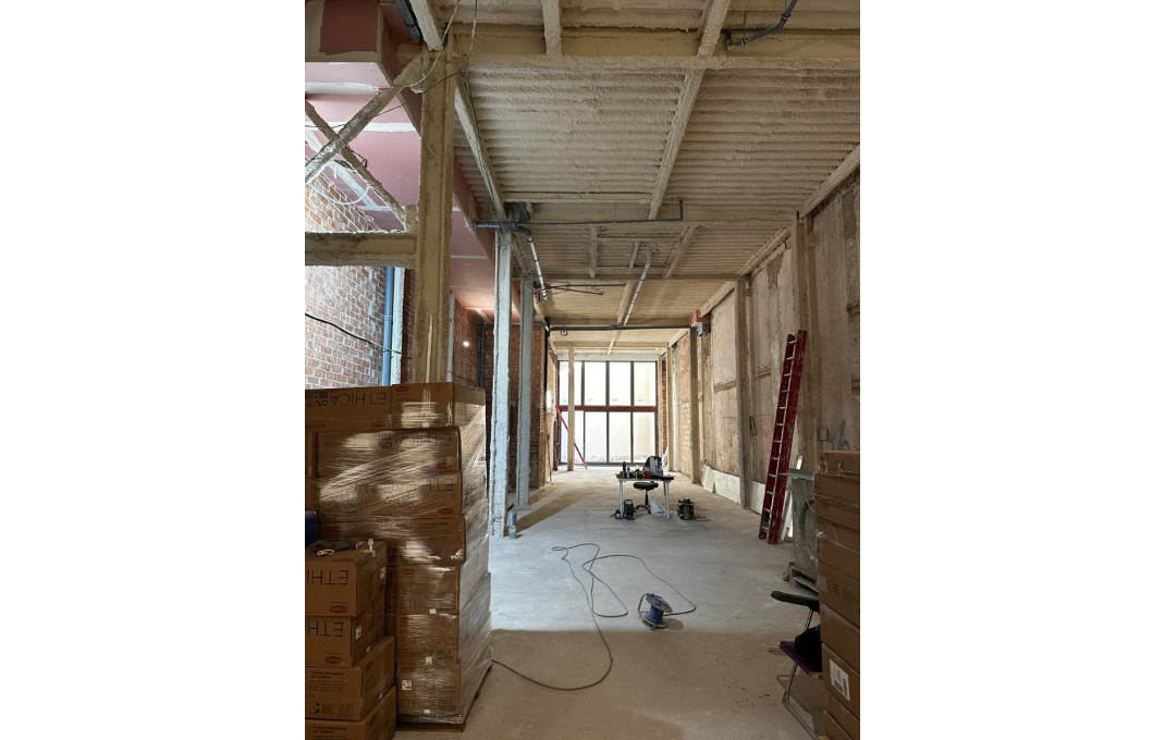 Alquiler - Local comercial -
Barcelona - Eixample Derecho