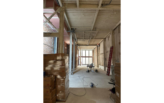 Alquiler - Local comercial -
Barcelona - Eixample Derecho