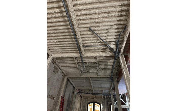 Alquiler - Local comercial -
Barcelona - Eixample Derecho