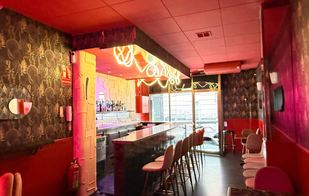 Traspaso - Bar- C1 -
Barcelona - Sarria-Sant Gervasi