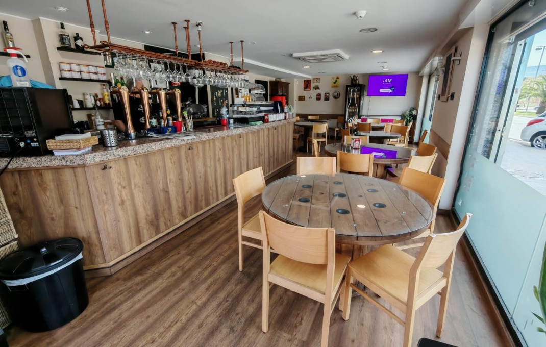 Traspaso - Bar Restaurante -
Martorell