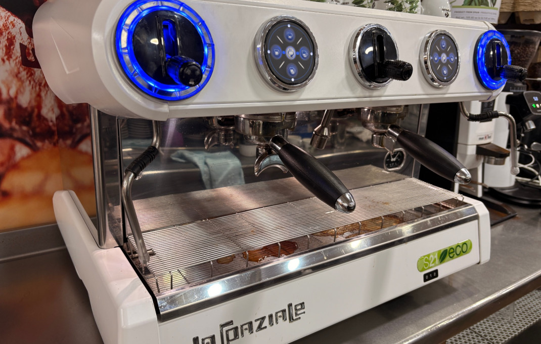 Traspaso - Bar-Cafeteria -
El Prat de Llobregat