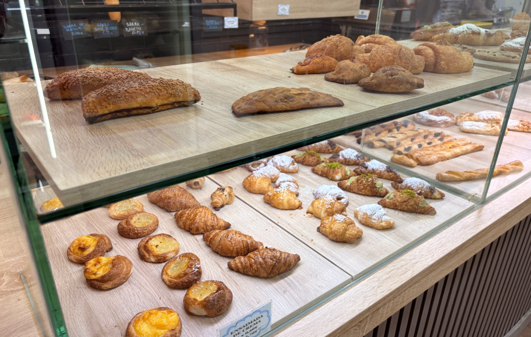 Traspaso - Bar-Cafeteria -
El Prat de Llobregat