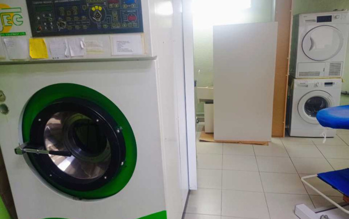 Venta - Tiendas -
Sabadell