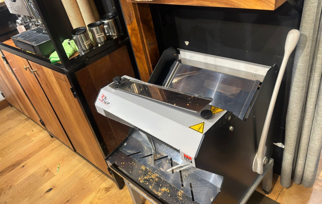 Traspaso - Obradores y/o Panaderias -
Barcelona - Gràcia