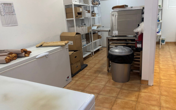 Traspaso - Obradores y/o Panaderias -
Barcelona - Gràcia