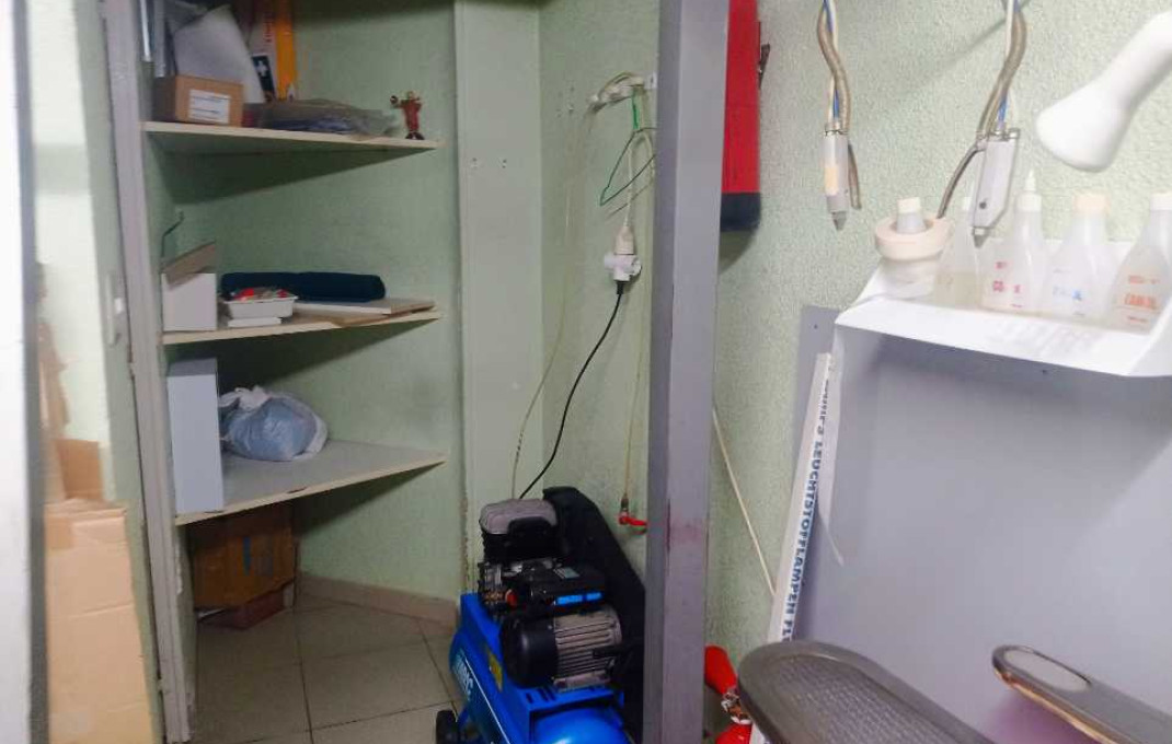 Venta - Tiendas -
Sabadell