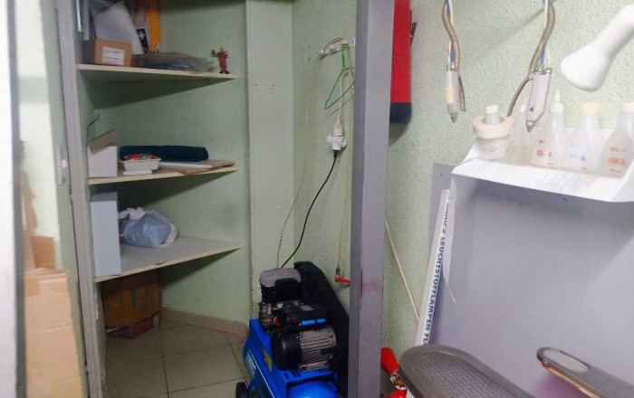 Venta - Tiendas -
Sabadell