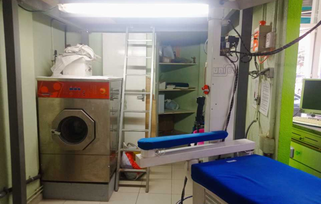 Venta - Tiendas -
Sabadell