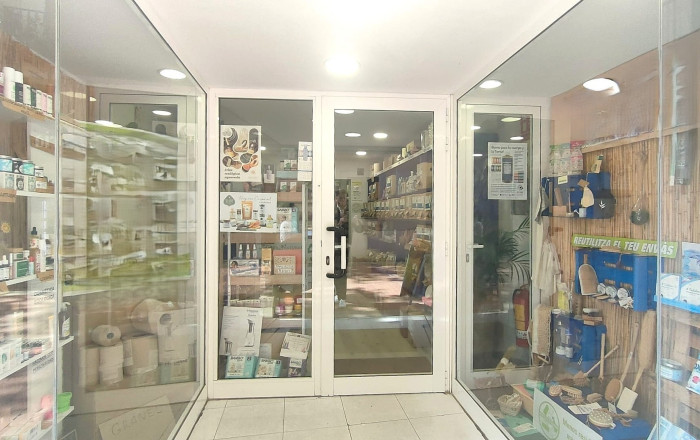 Traspaso - Tiendas -
Barcelona - Clot