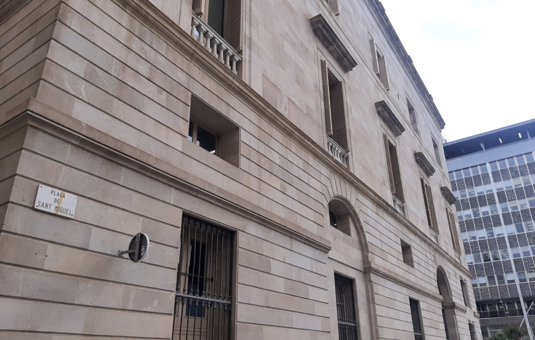 Traspaso - Tiendas -
Barcelona - Ciutat Vella