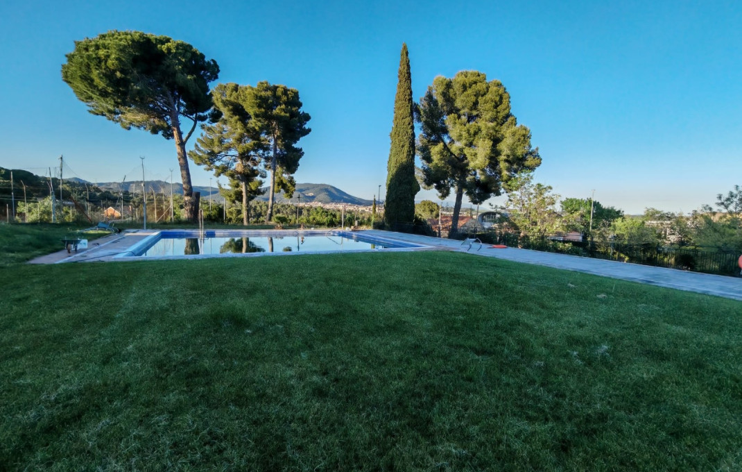 Traspaso - Bar Restaurante -
Castellar del Vallés