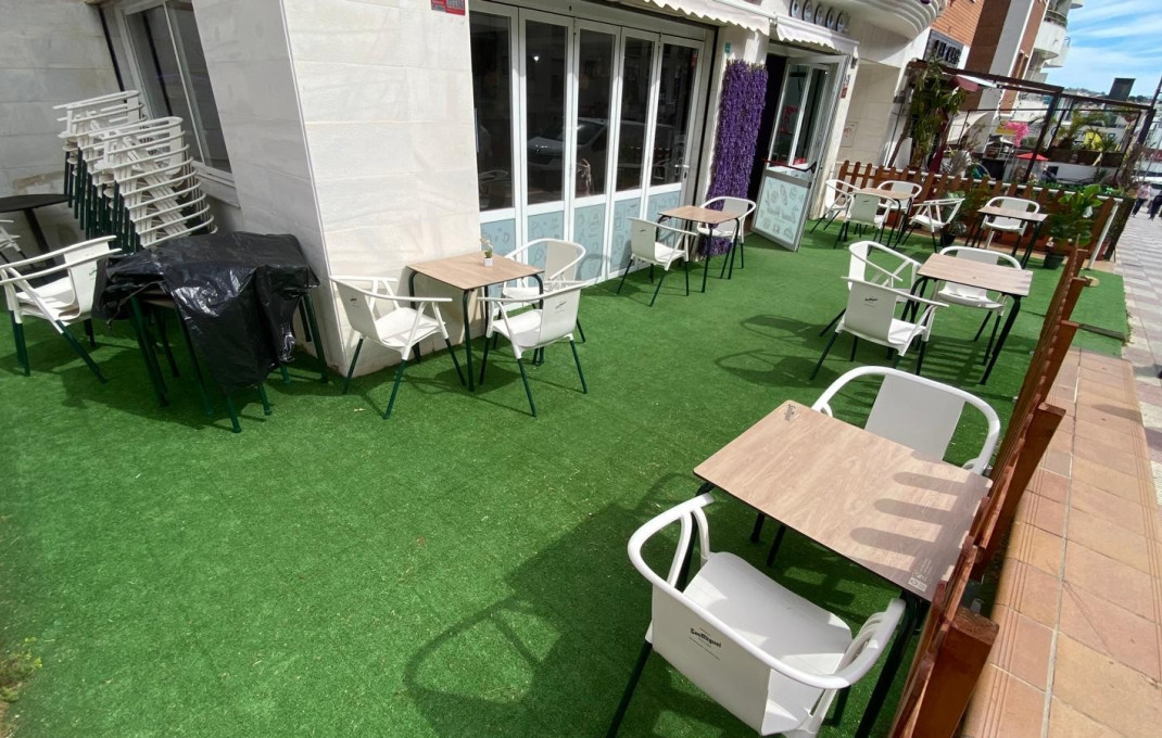 Traspaso - Bar-Cafeteria -
Lloret de Mar