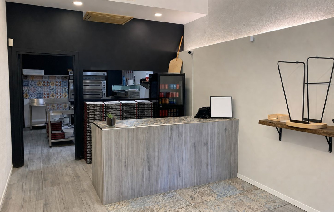 Traspaso - Take Away -
Mataró