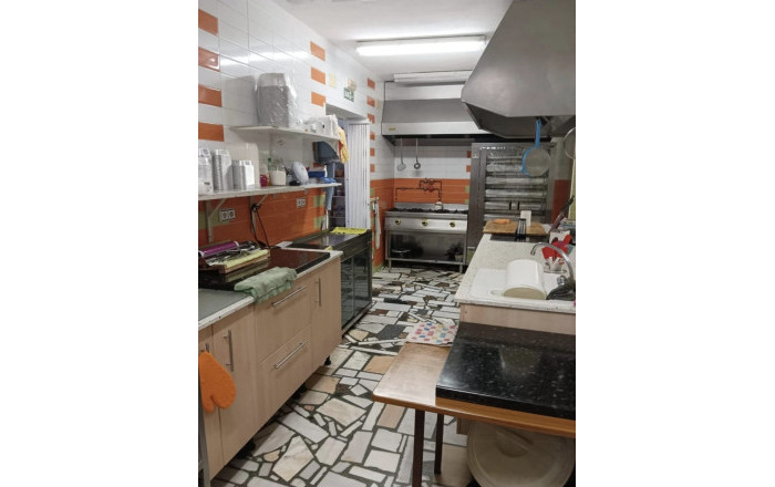 Traspaso - Rostisseria -
Santa Eul&agrave;lia de Ron&ccedil;ana