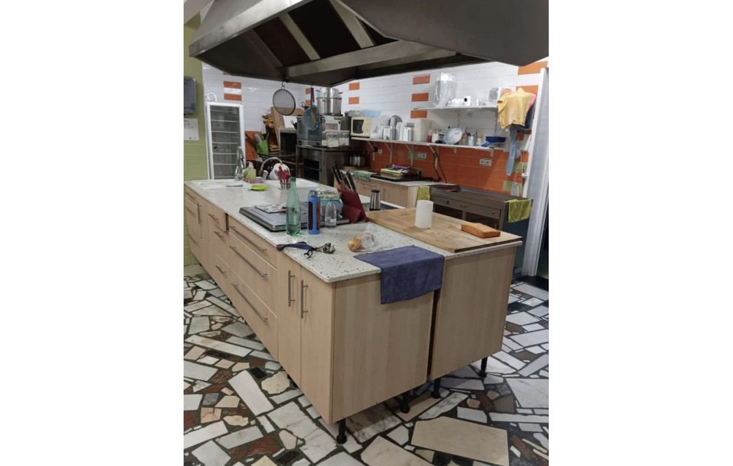 Traspaso - Rostisseria -
Santa Eul&agrave;lia de Ron&ccedil;ana