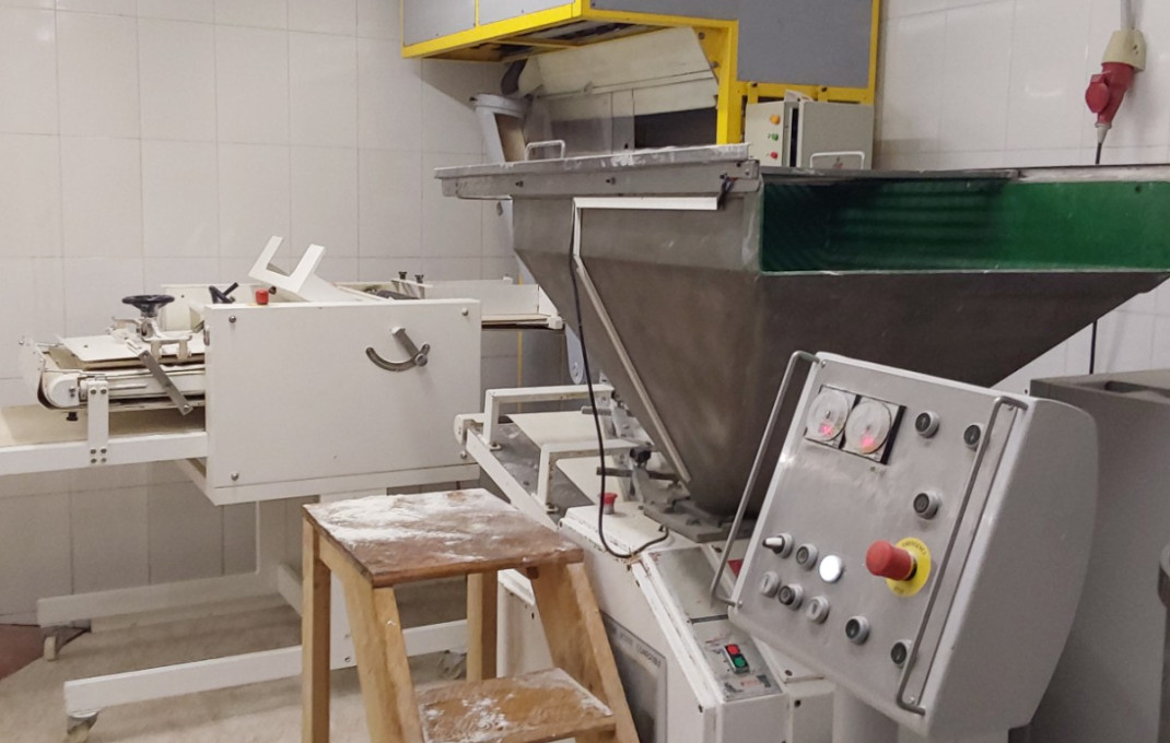 Alquiler - Obradores y/o Panaderias -
Lli&ccedil;&agrave; d'Amunt