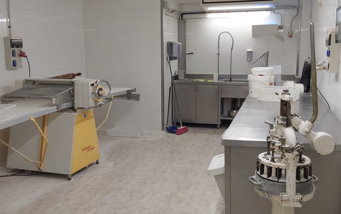 Alquiler - Obradores y/o Panaderias -
Lli&ccedil;&agrave; d'Amunt