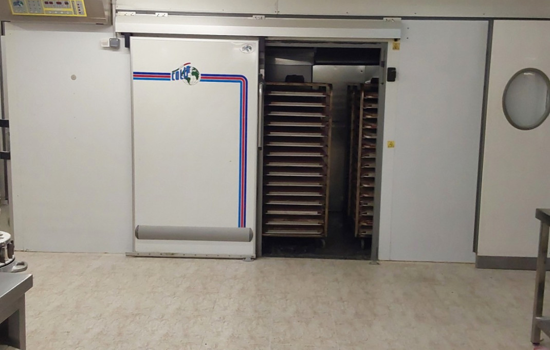 Alquiler - Obradores y/o Panaderias -
Lli&ccedil;&agrave; d'Amunt