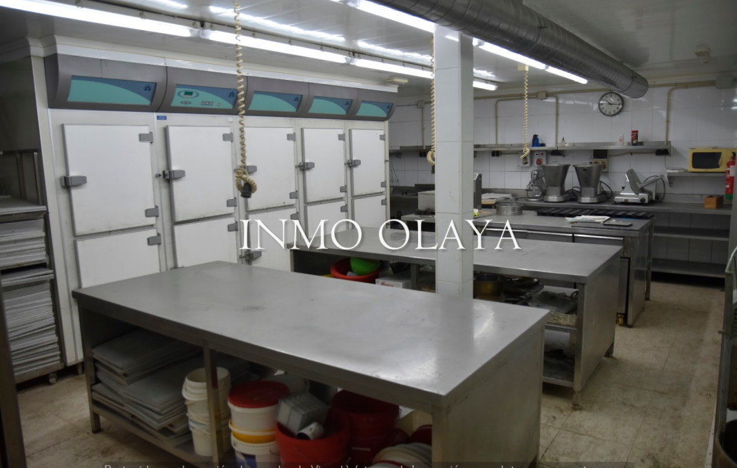 Location longue durée - Obradores y/o Panaderias -
Lli&ccedil;&agrave; d'Amunt